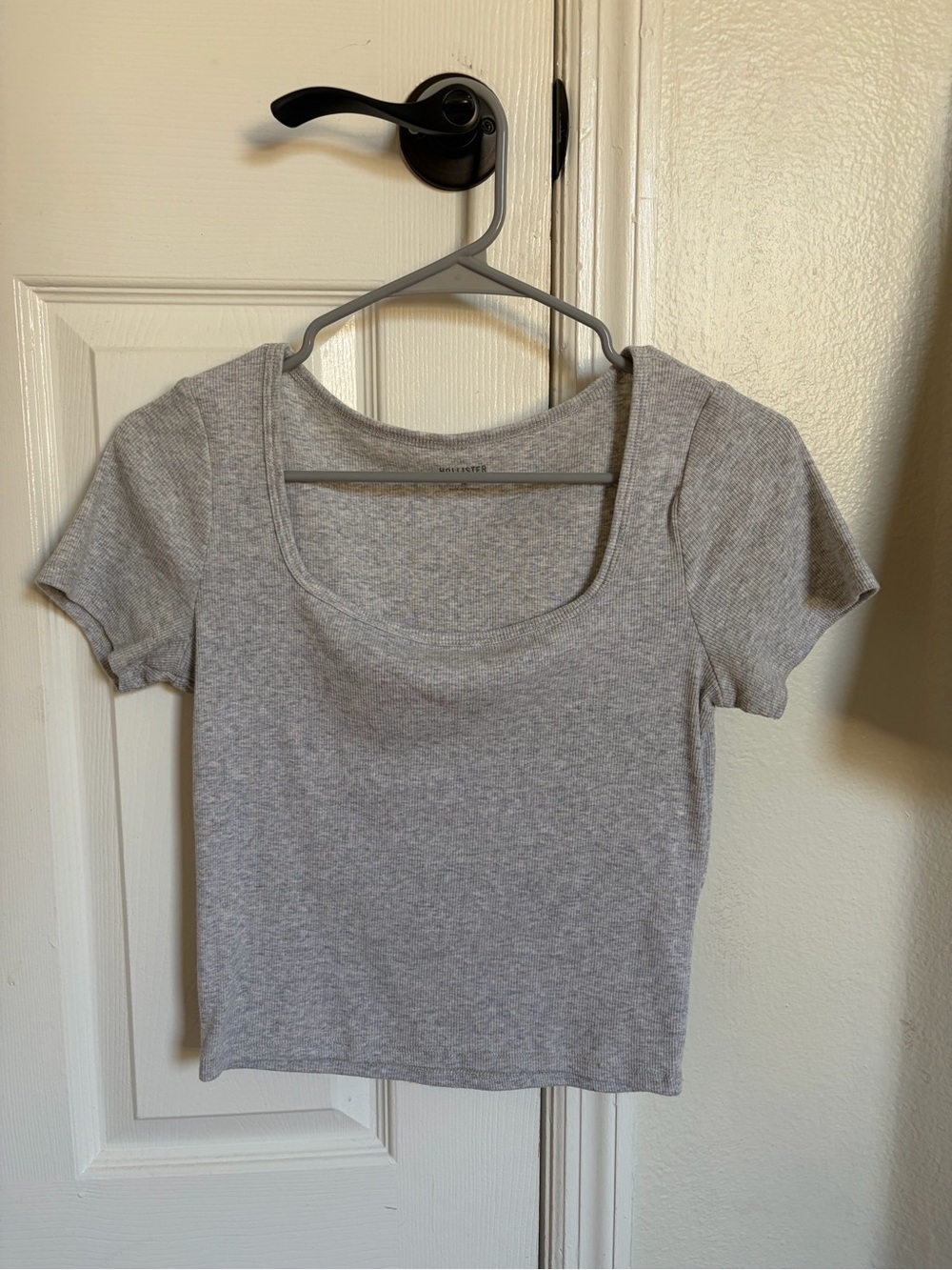 Hollister Heather Gray Square Neck Crop Tee